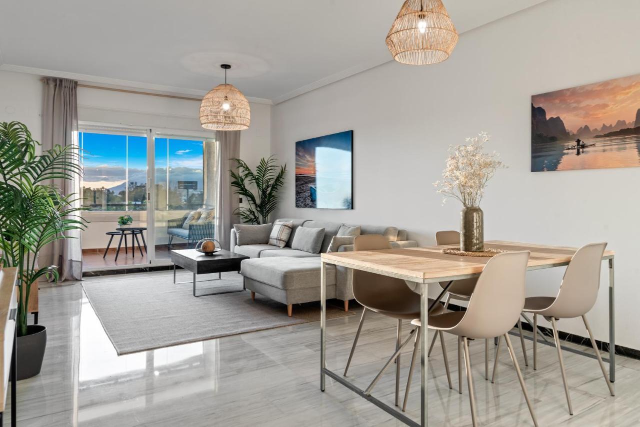 Modern Apartment - 2 Bedrooms, Beachside - Puerto Banus Marbella Exterior photo