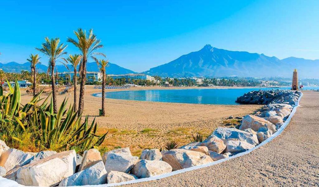 Modern Apartment - 2 Bedrooms, Beachside - Puerto Banus Marbella Exterior photo